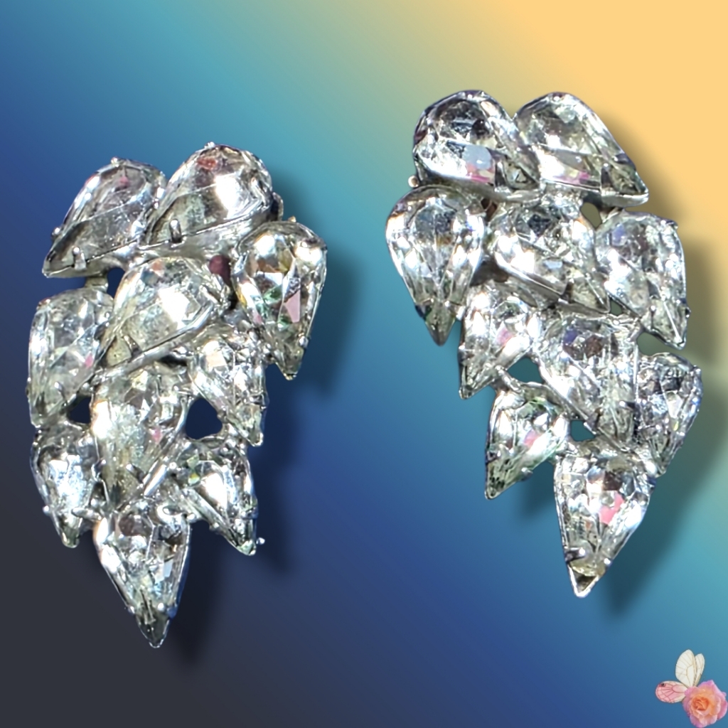 Signed Kramer Clip On Earrings Sparkling Silver Leaf 889